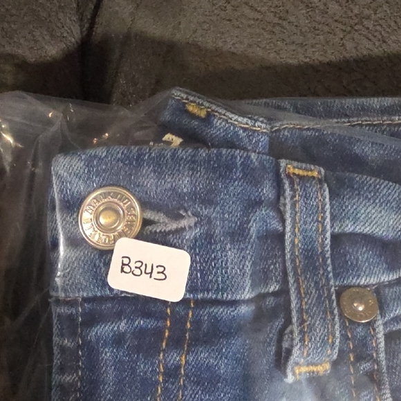 7 For All Mankind Women's Size 28 Distressed Skinny Medium Wash Denim - Picture 10 of 10